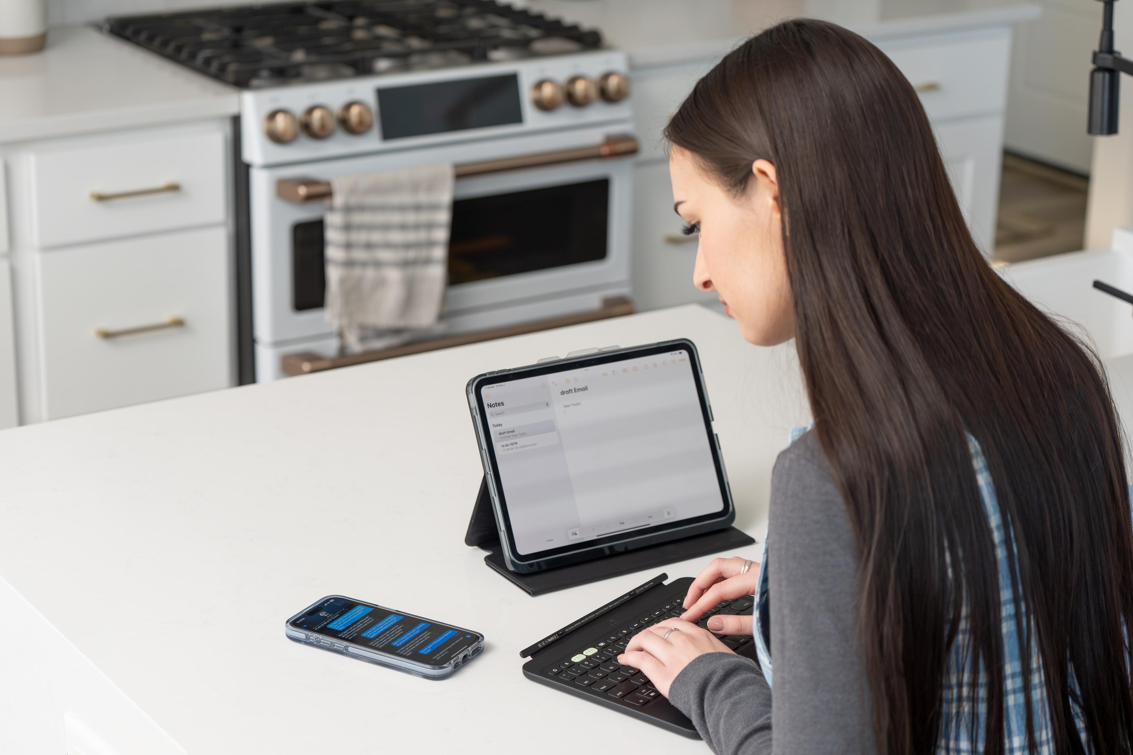 ZAGG Pro Keys 2 iPad Pro 11" M4