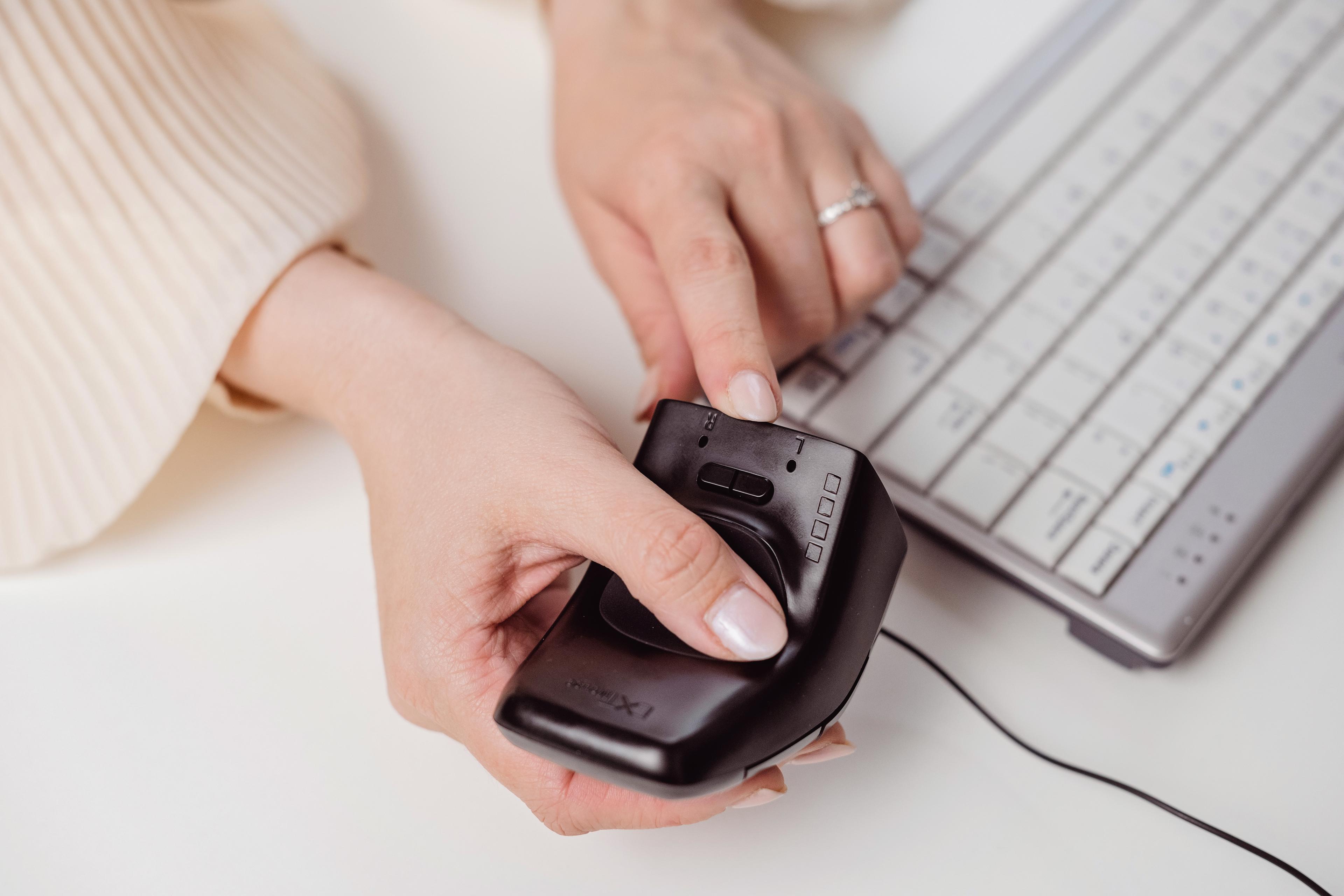 Bakker DXT 3 Precision Vertical Mouse