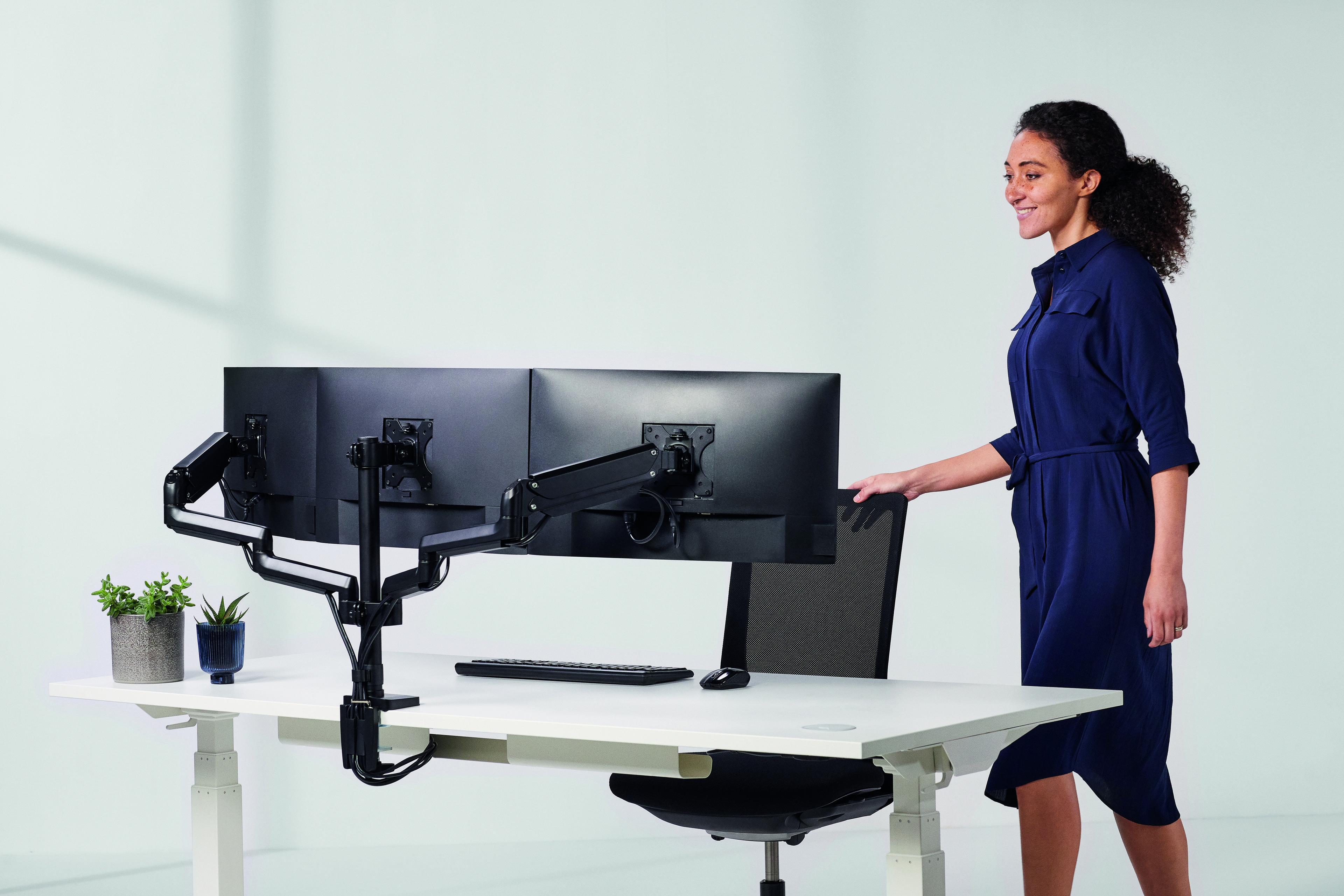Fellowes Platinum Triple Monitor Arm