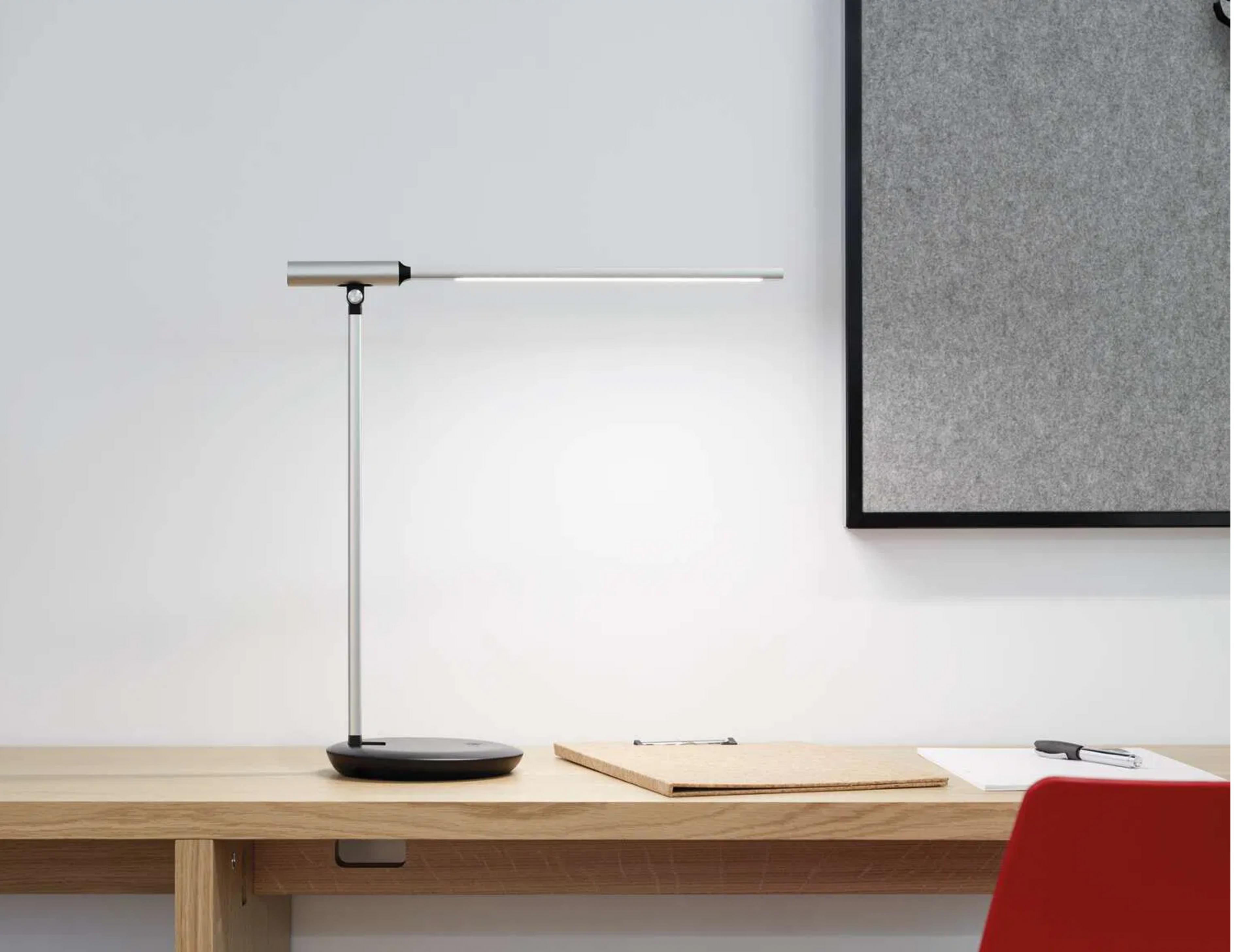 MAULrubia USB LED Dimmable Desk Lamp