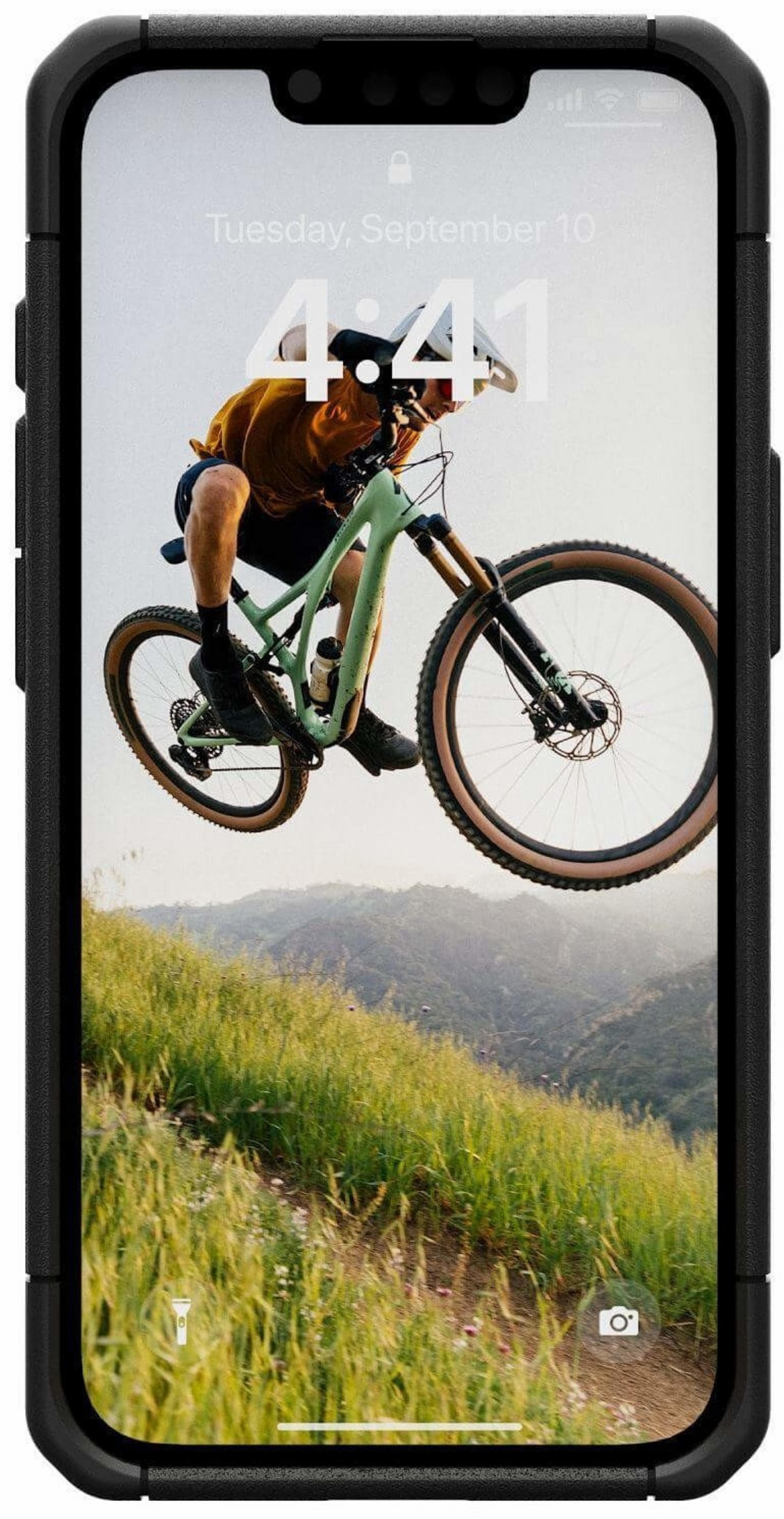 Coque UAG Scout iPhone 16e noir Business