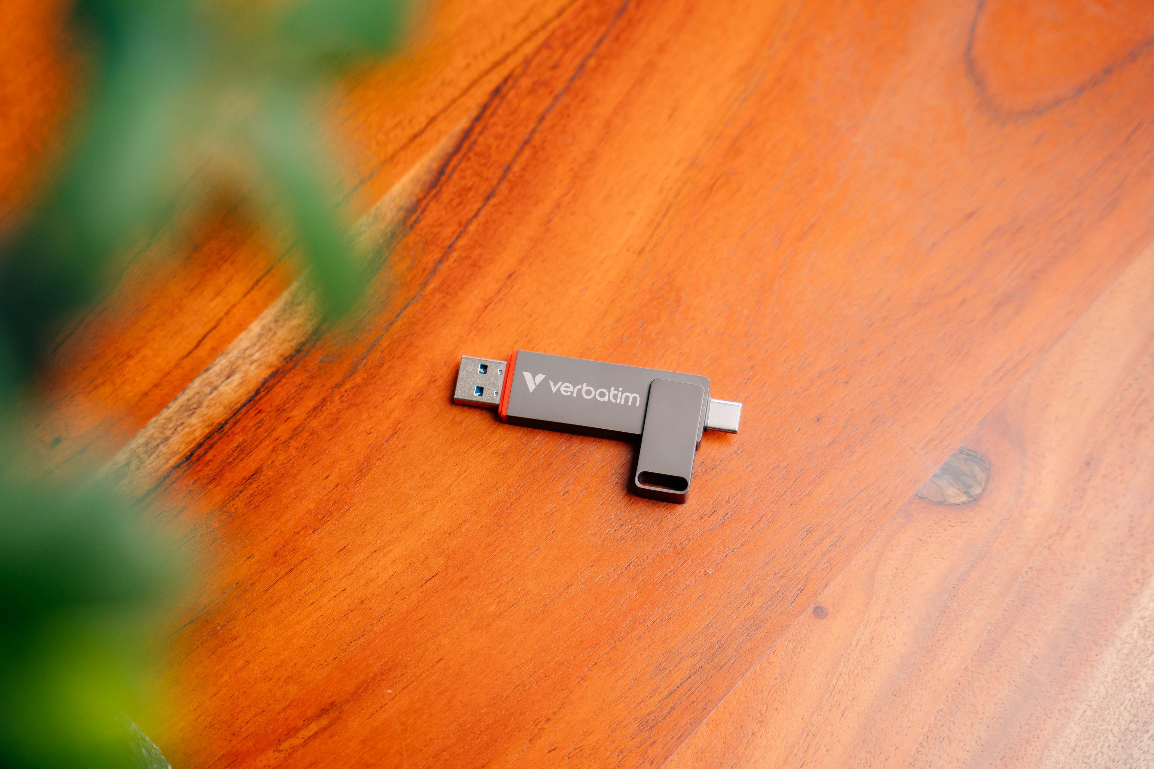 Verbatim Dual Quick 256 GB USB Stick
