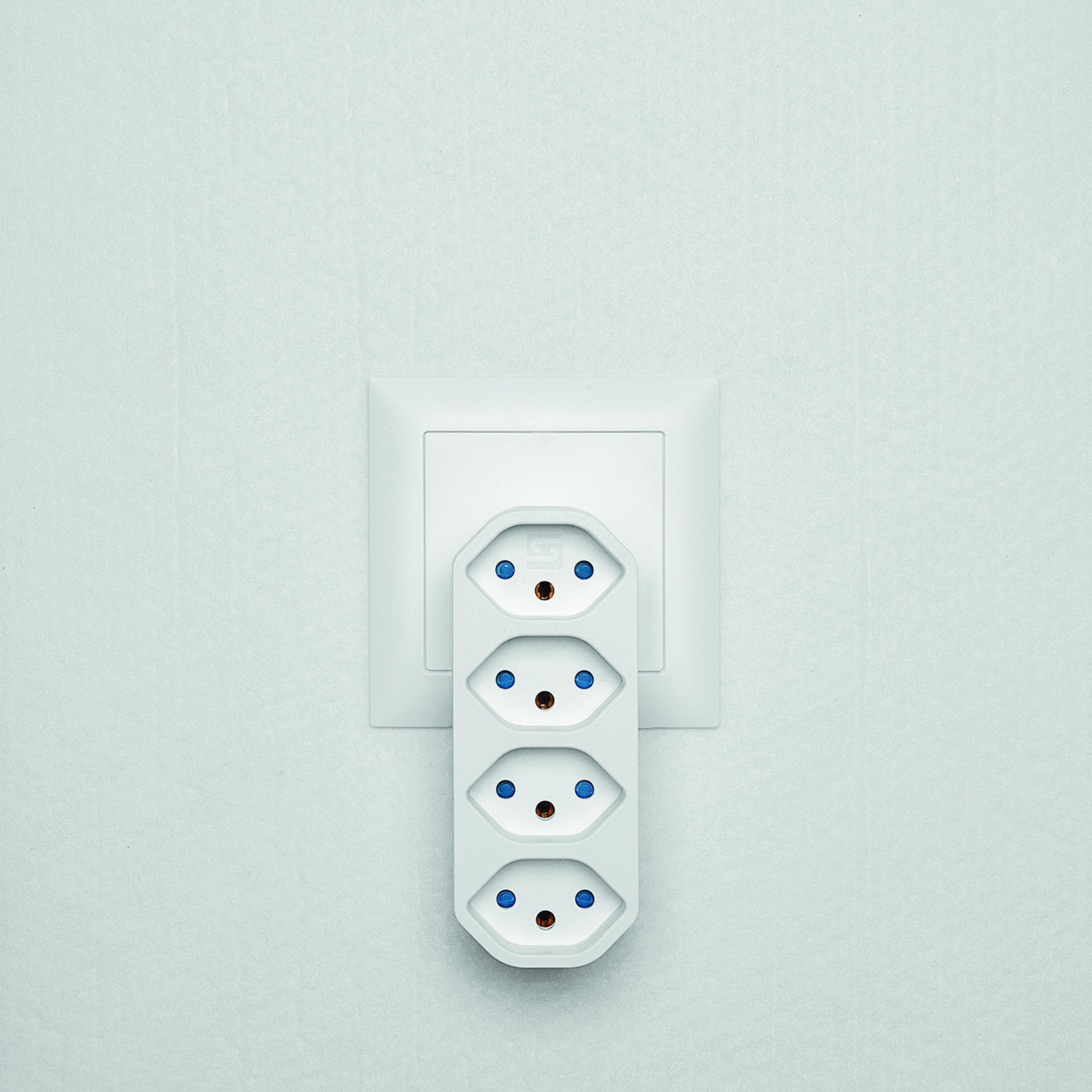 Adaptateur Steffen LINE 4xT13 320° blanc