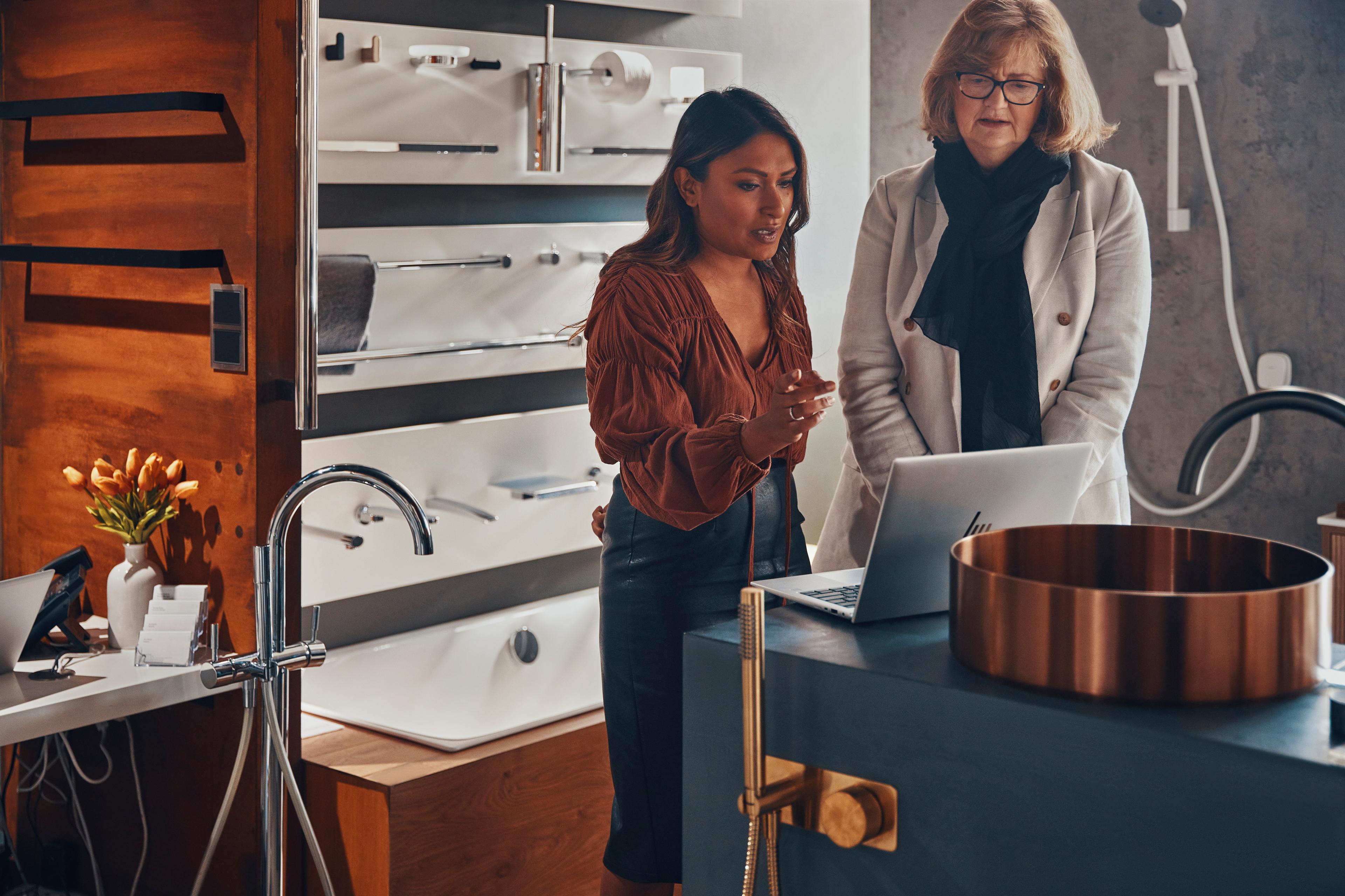 HP EliteBook 860 G10 i5 16/512GB