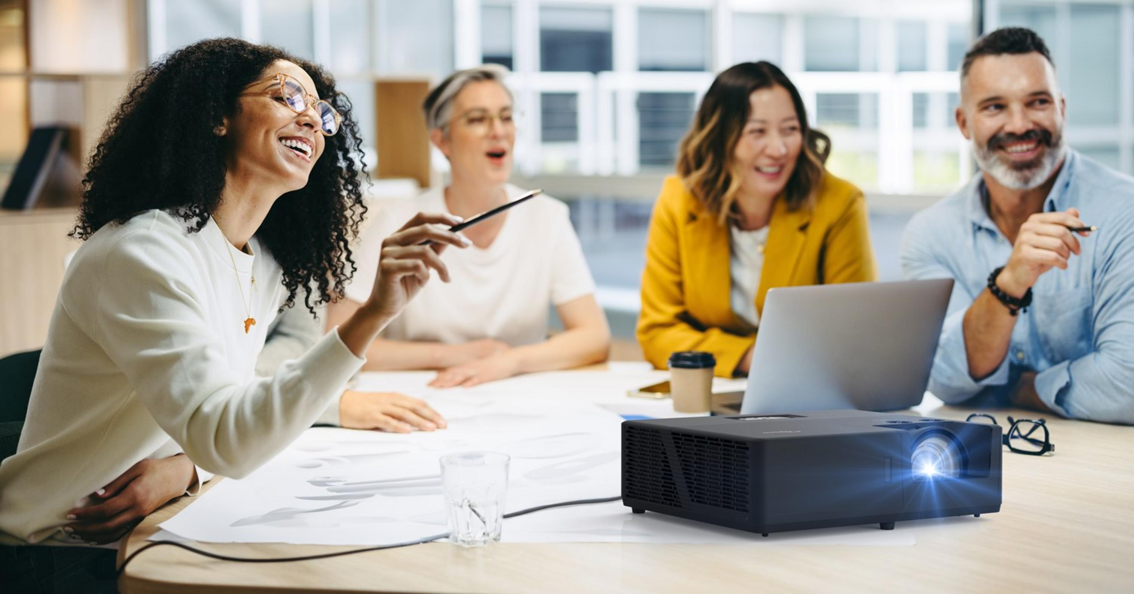 Project courte distance Optoma ZU607TST