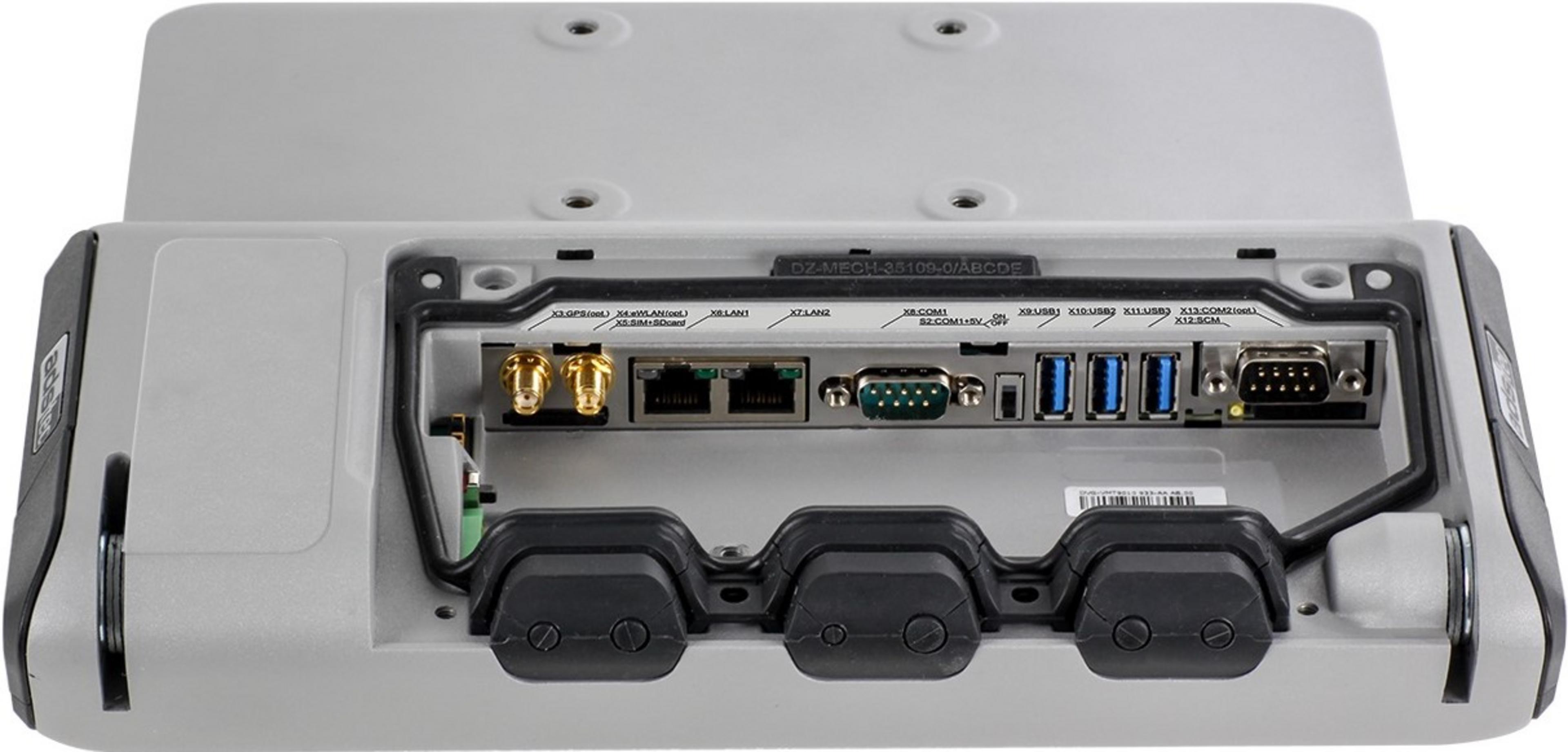 ADS-TEC VMT9015 x7 8GB Industrial PC