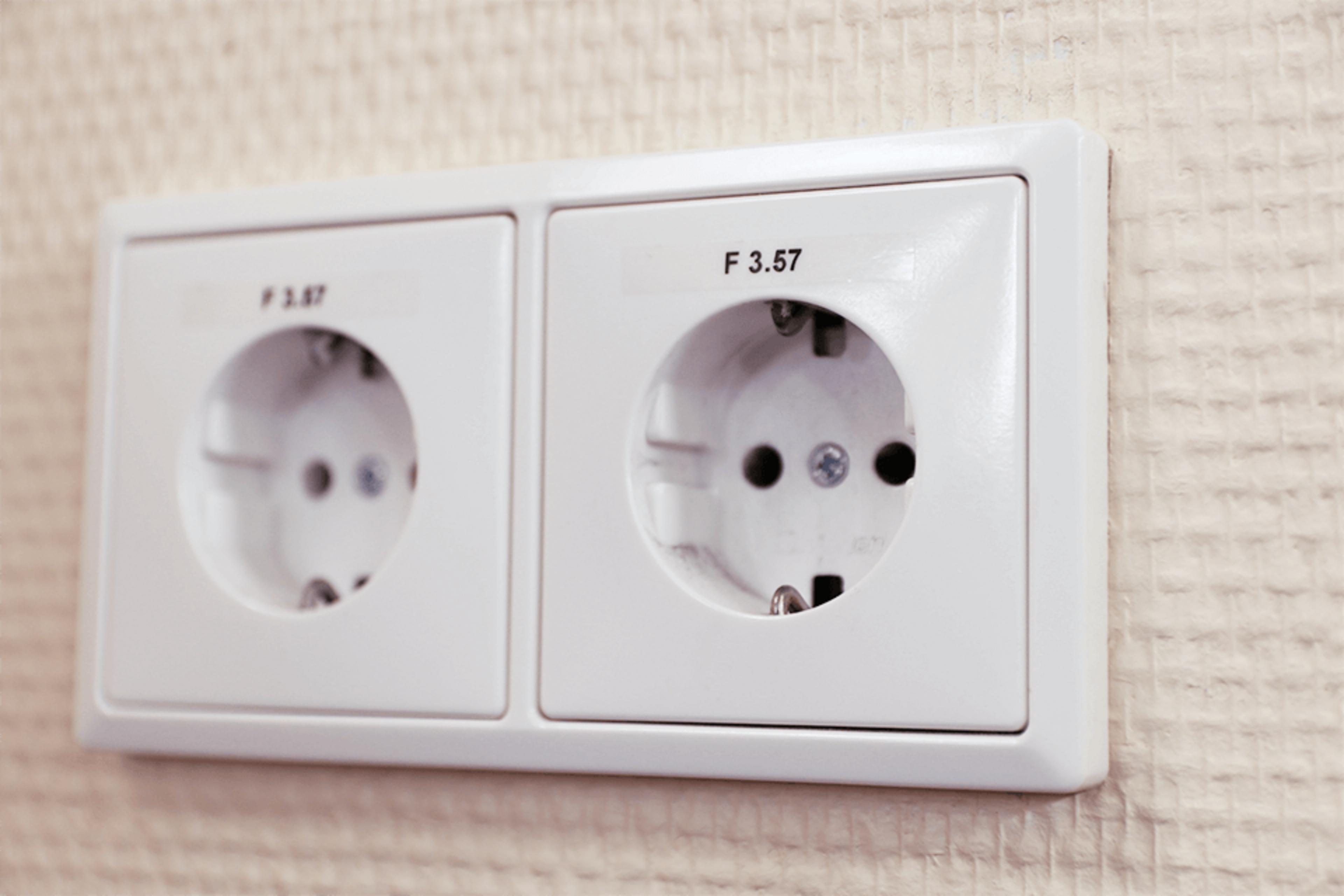 Brother TZe-111 6mmx8m Label Tape