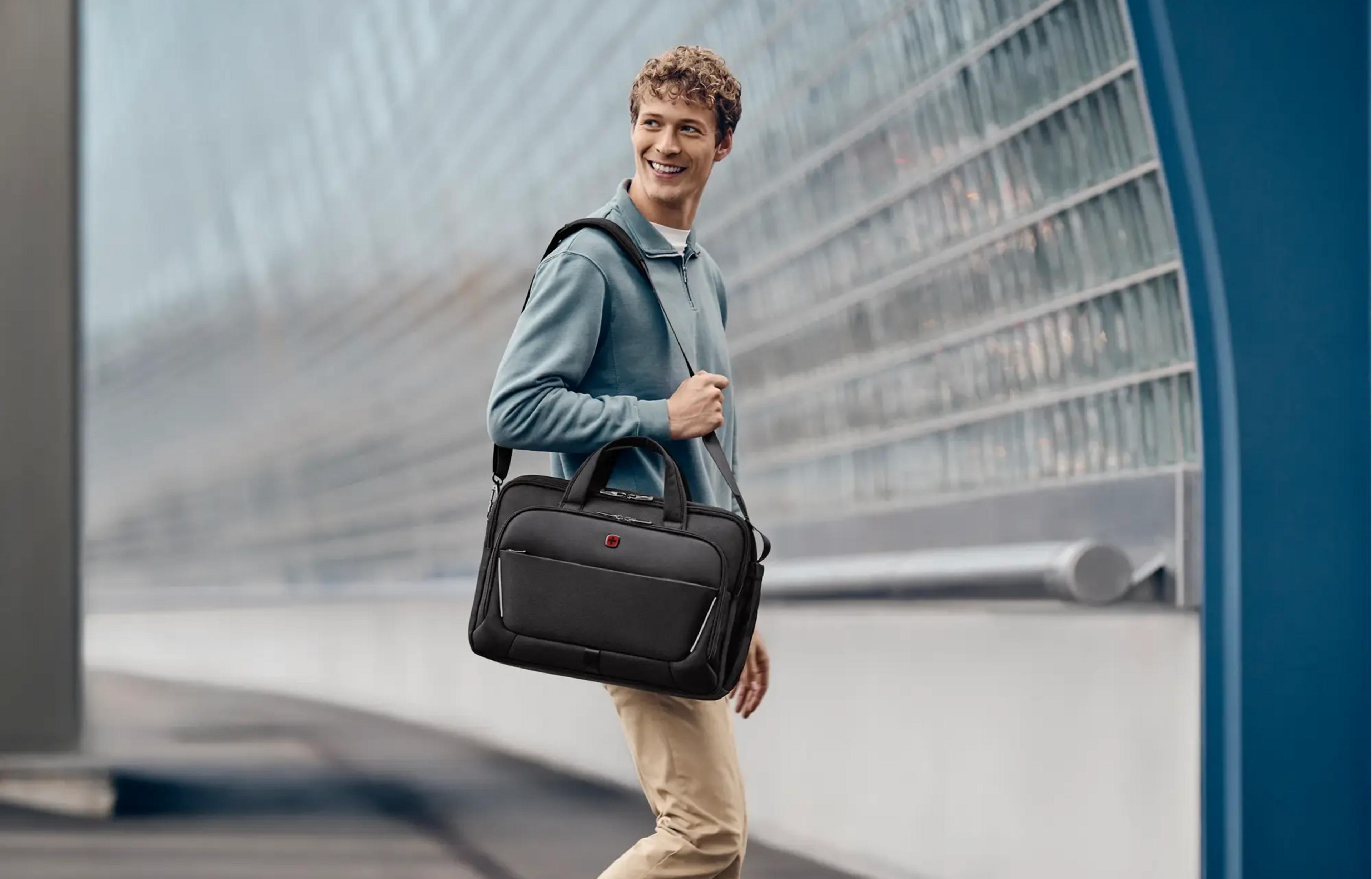 Wenger Meteor Briefcase 16"-17"