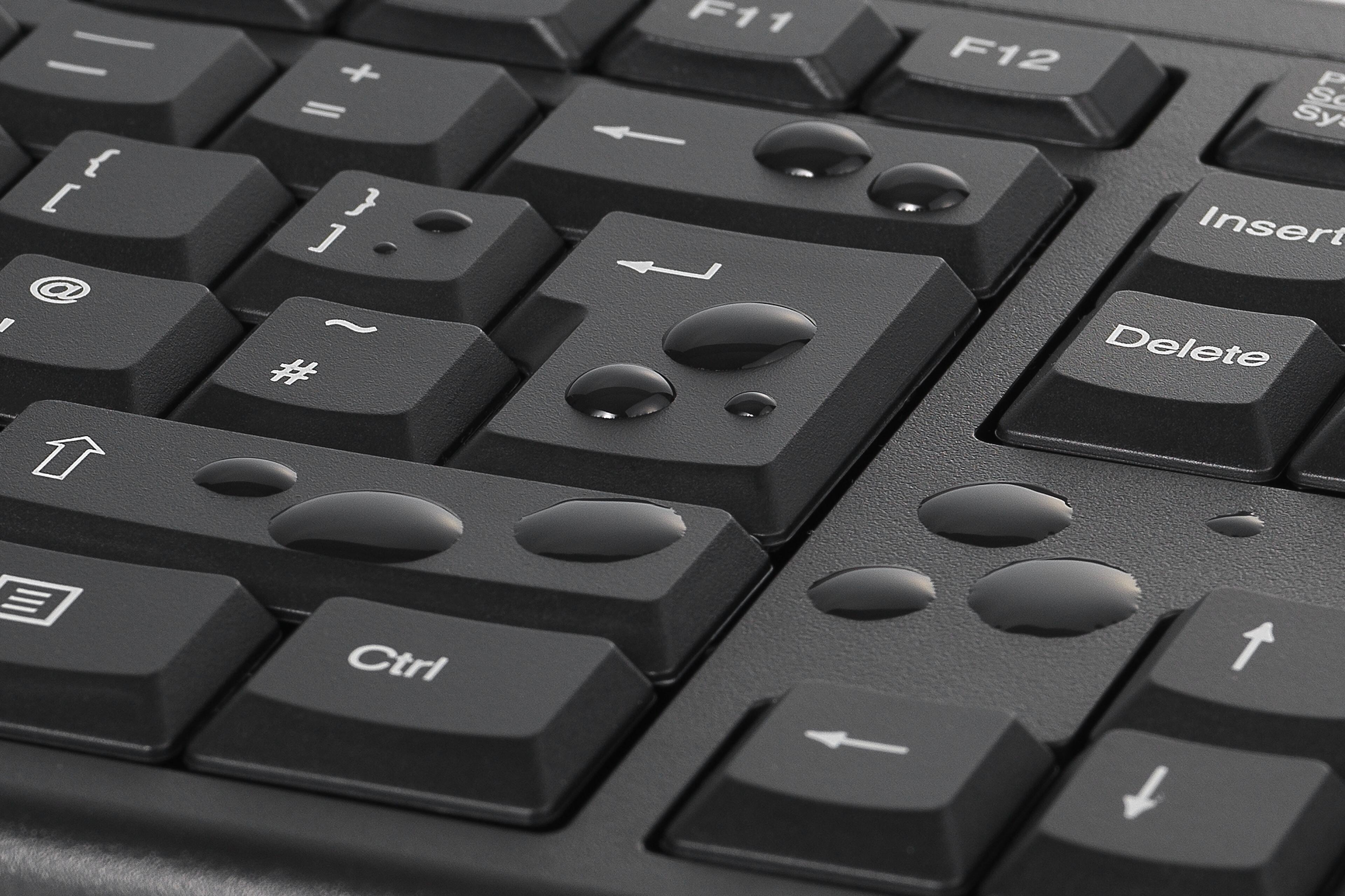 Kensington KM150 EQ Keyboard + Mouse Set