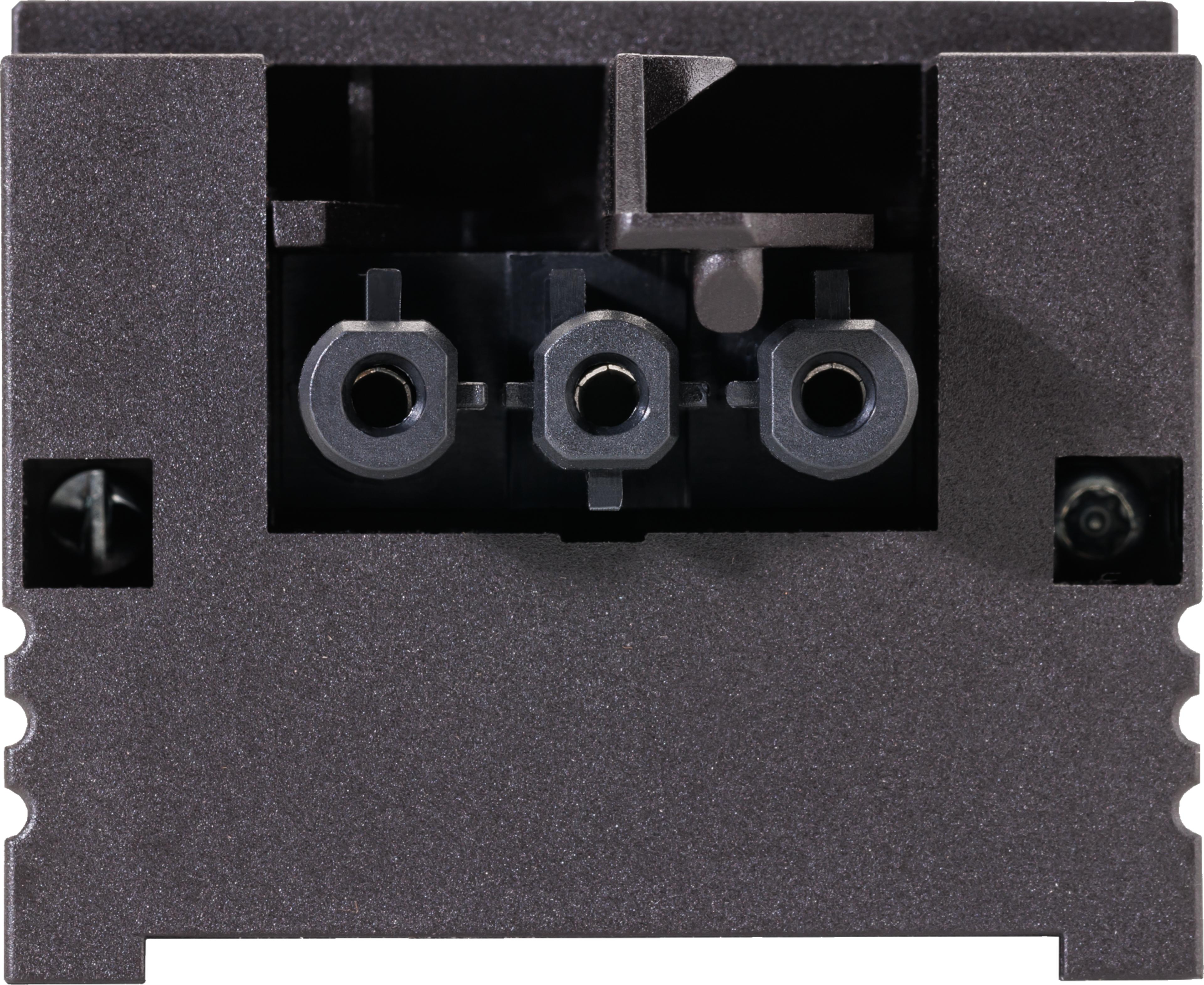 Multiprise 4x STEP BASE GST18