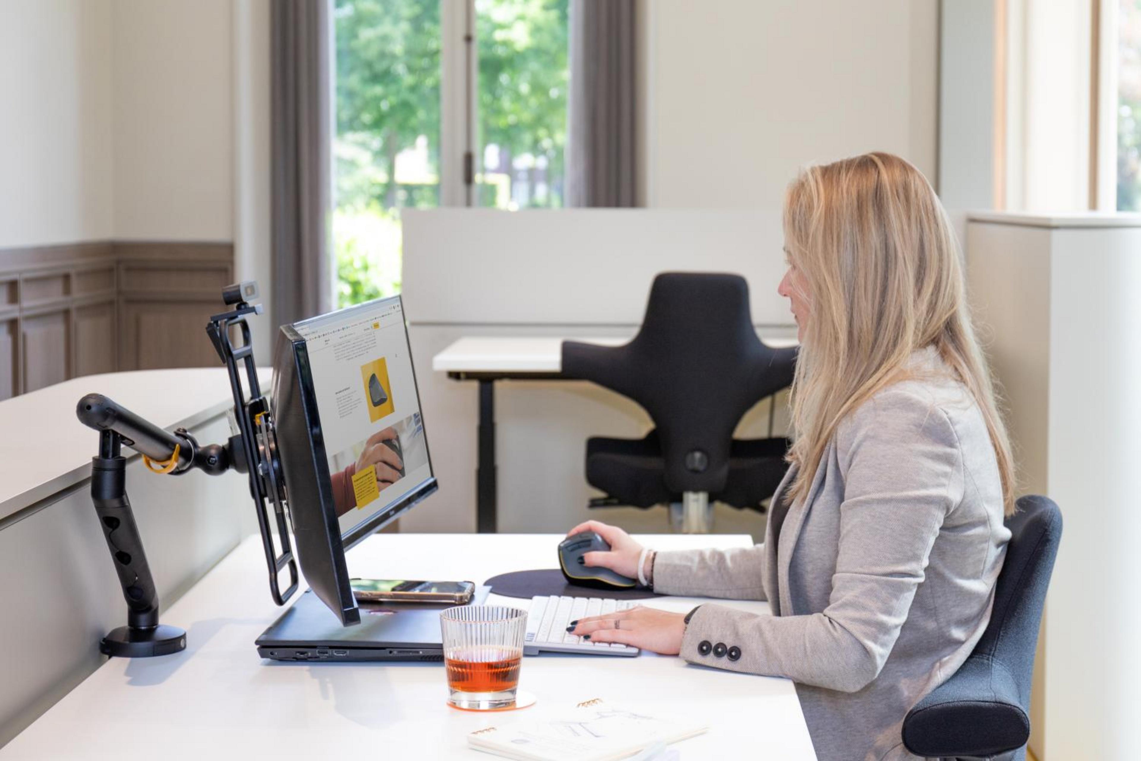 Bakker BE Universal Crossbar Mount