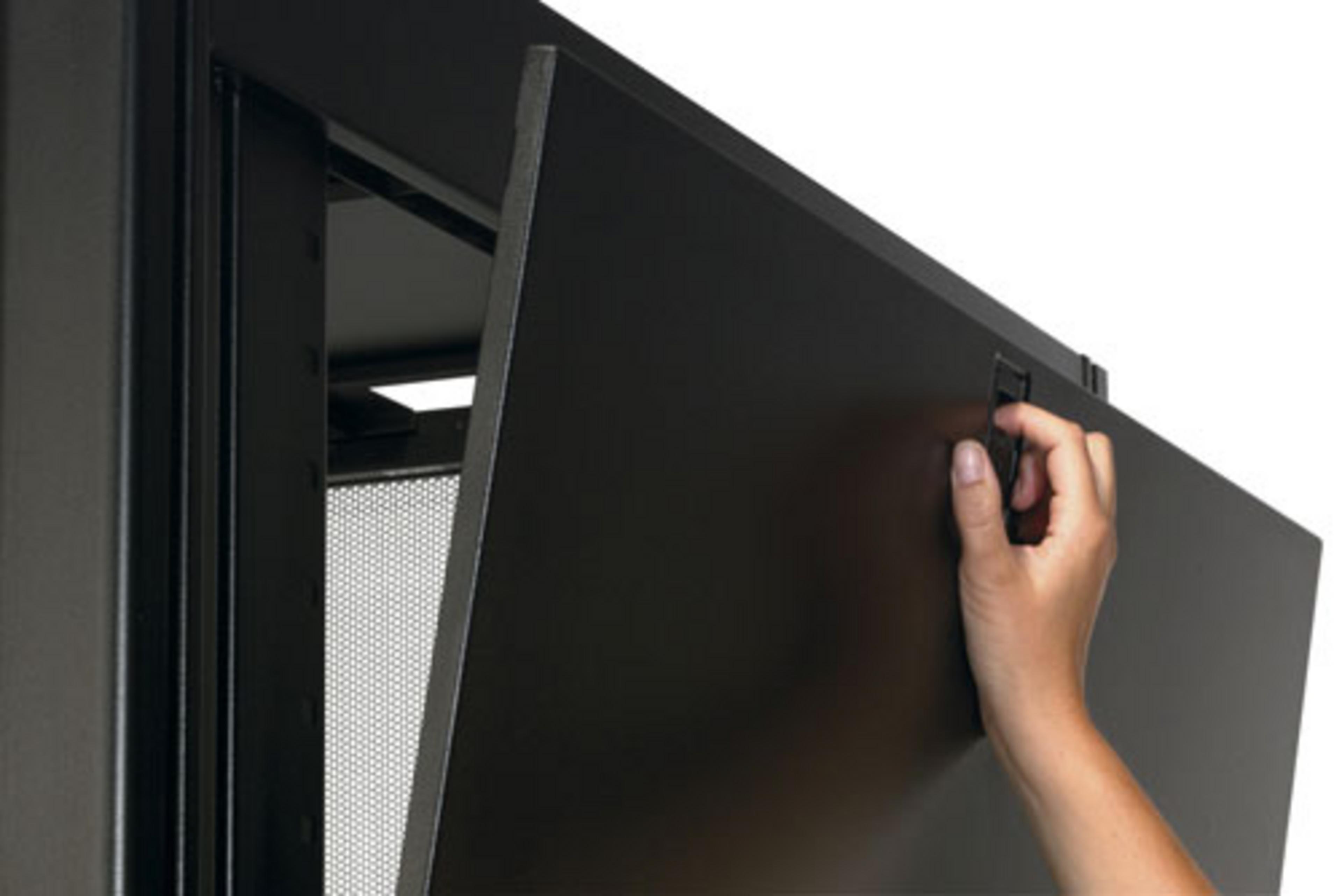 APC NetShelter SX Rack 48U 750x1070