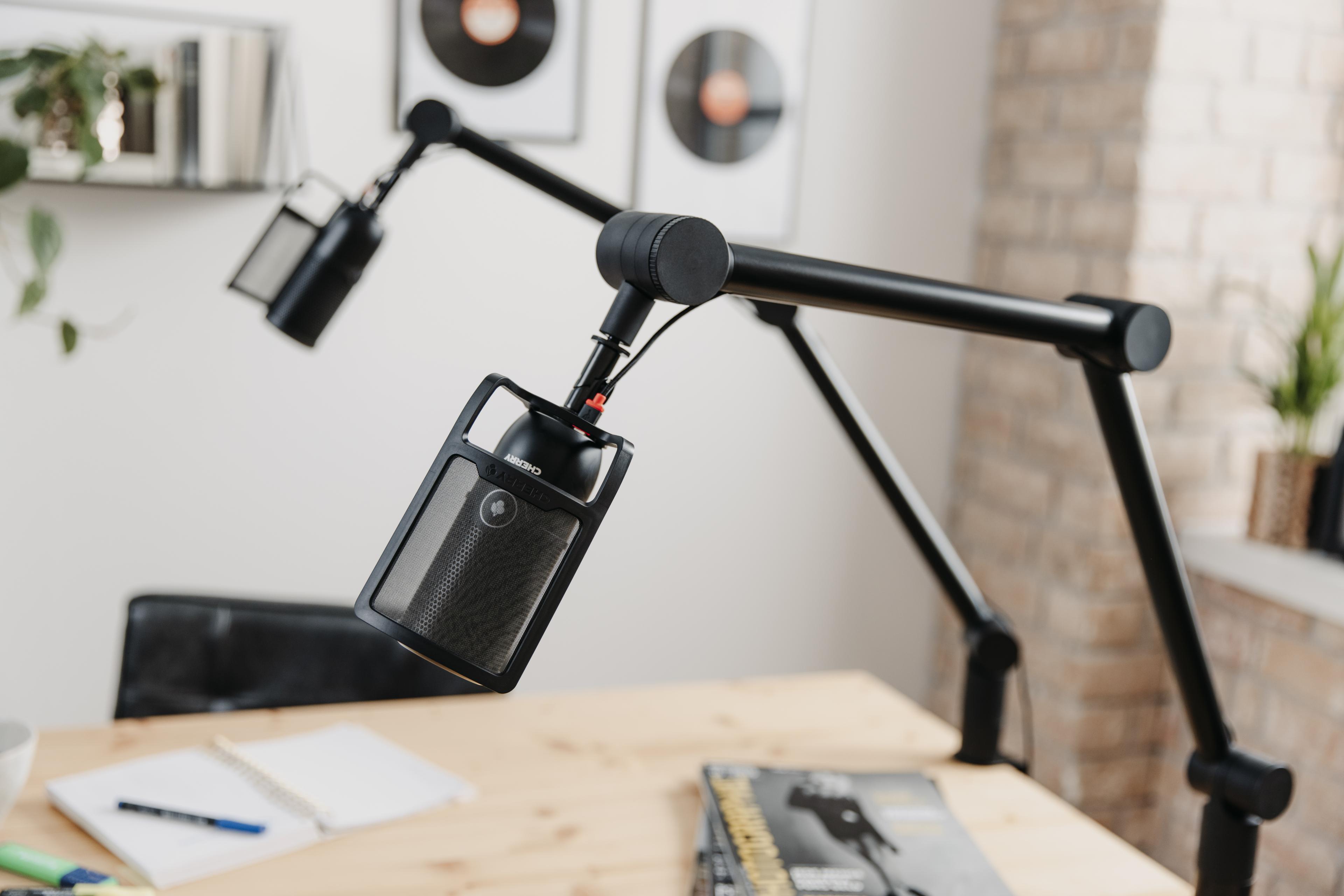 Rameno mikrofonu CHERRY MA 6.0 UNI USB