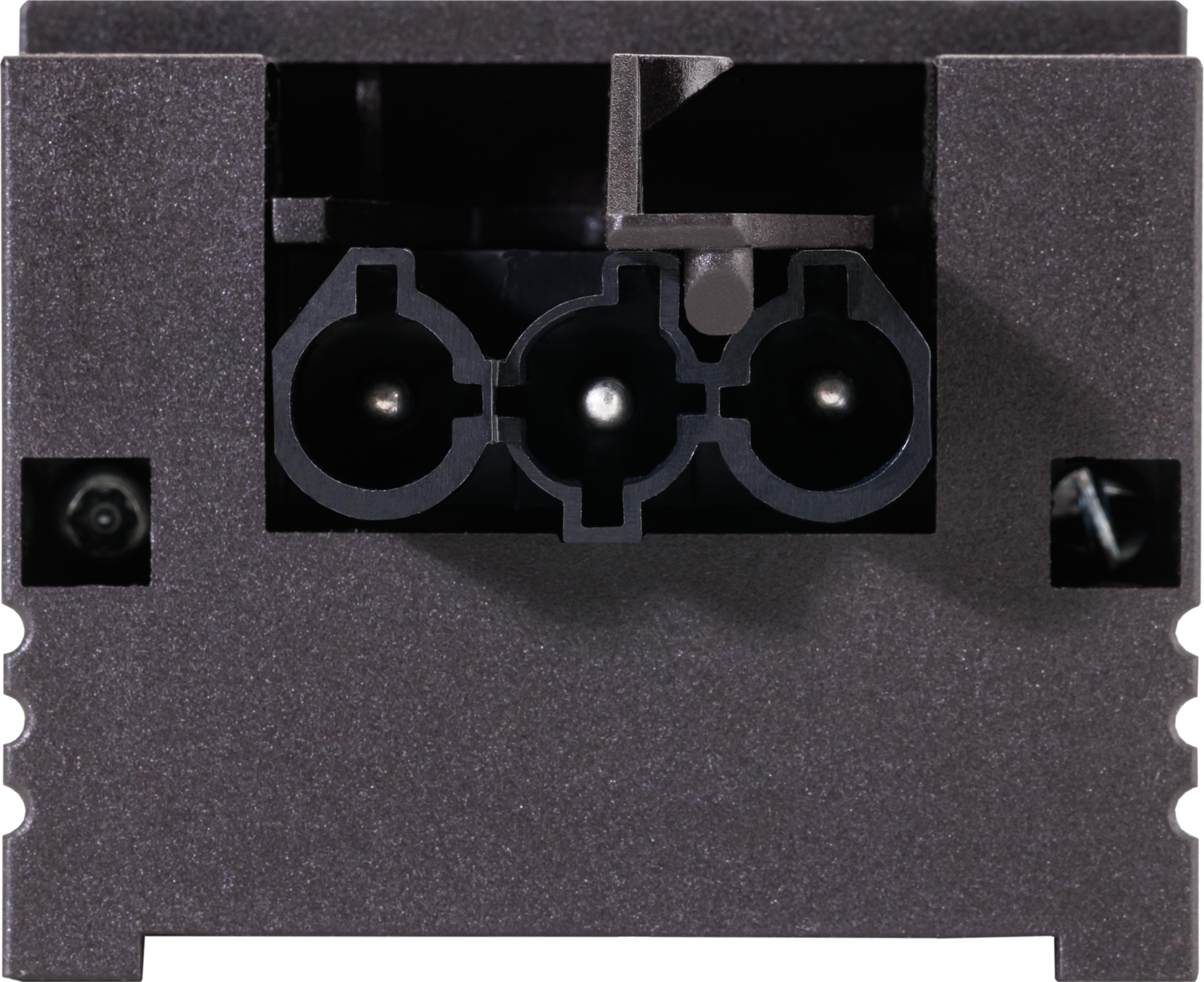 Multiprise STEP BASE x3 GST18