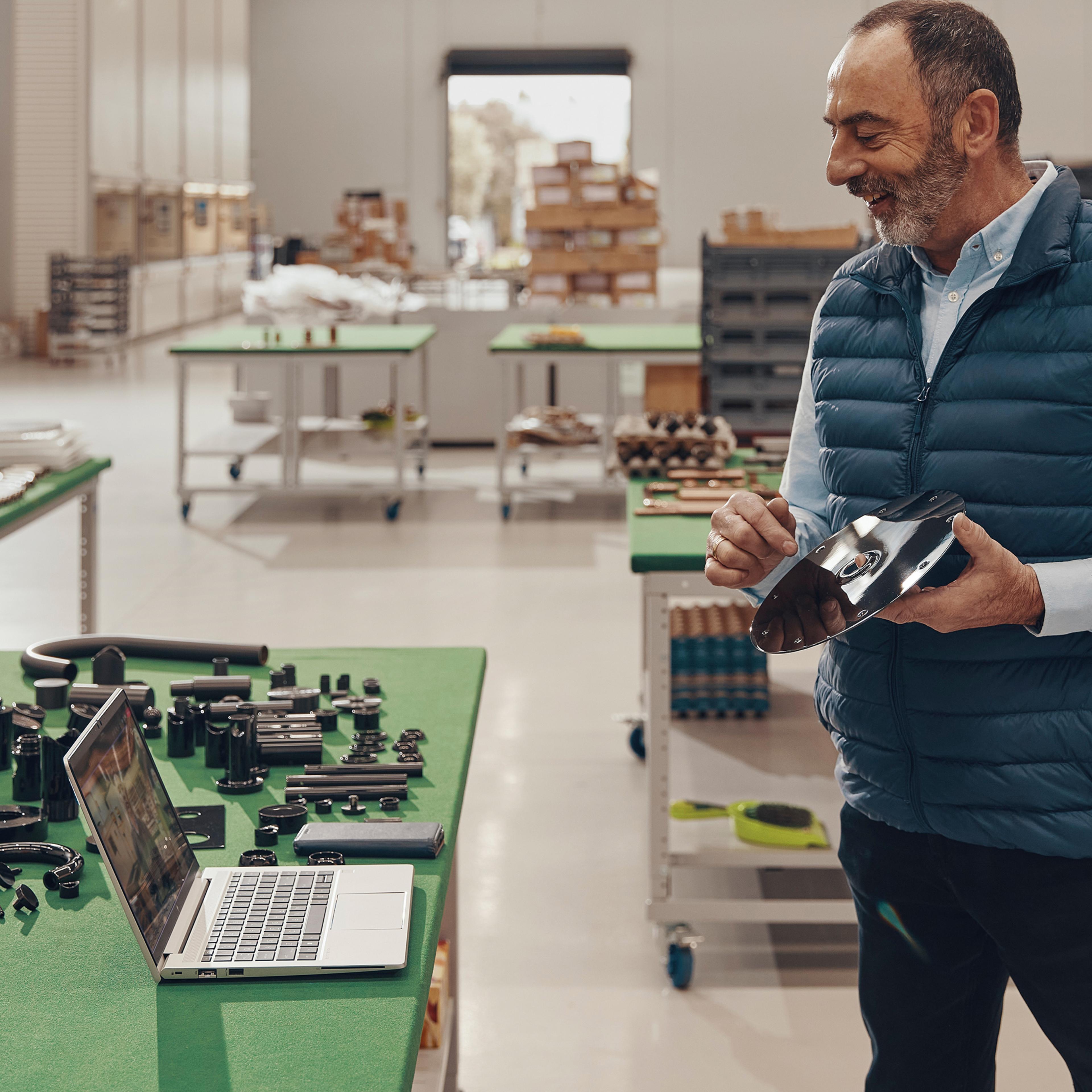 HP EliteBook 645 G10 R5 8/512GB NFC