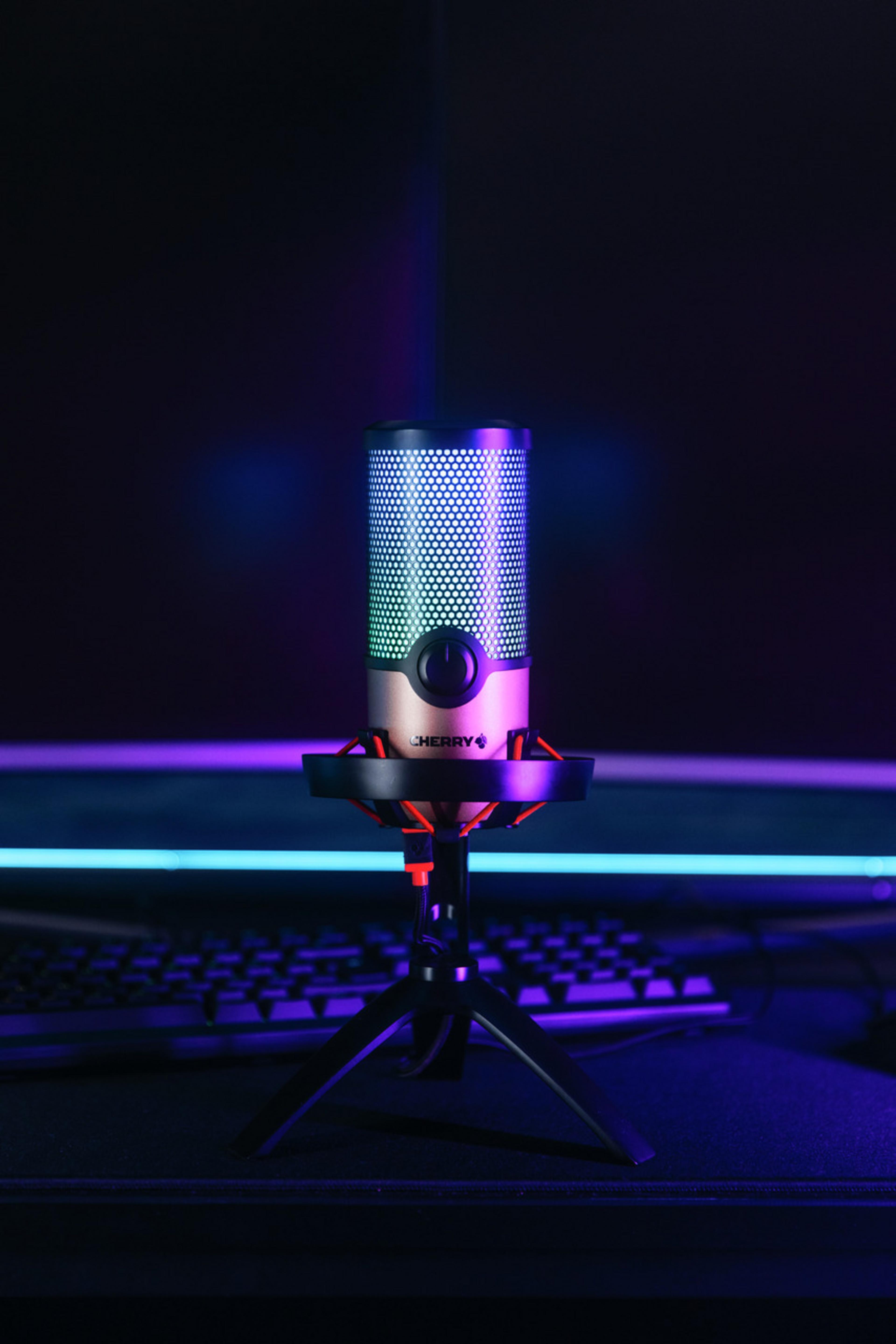 CHERRY UM 9.0 PRO RGB Streaming Mic