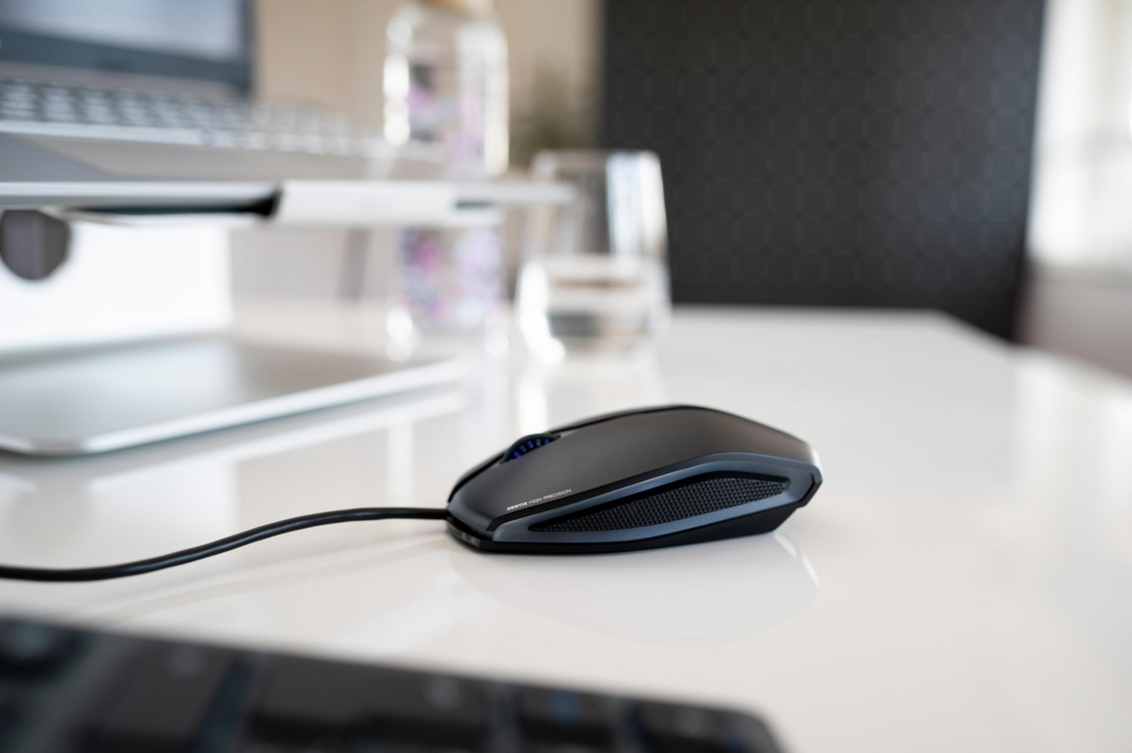 CHERRY GENTIX Optical Illuminated Mouse