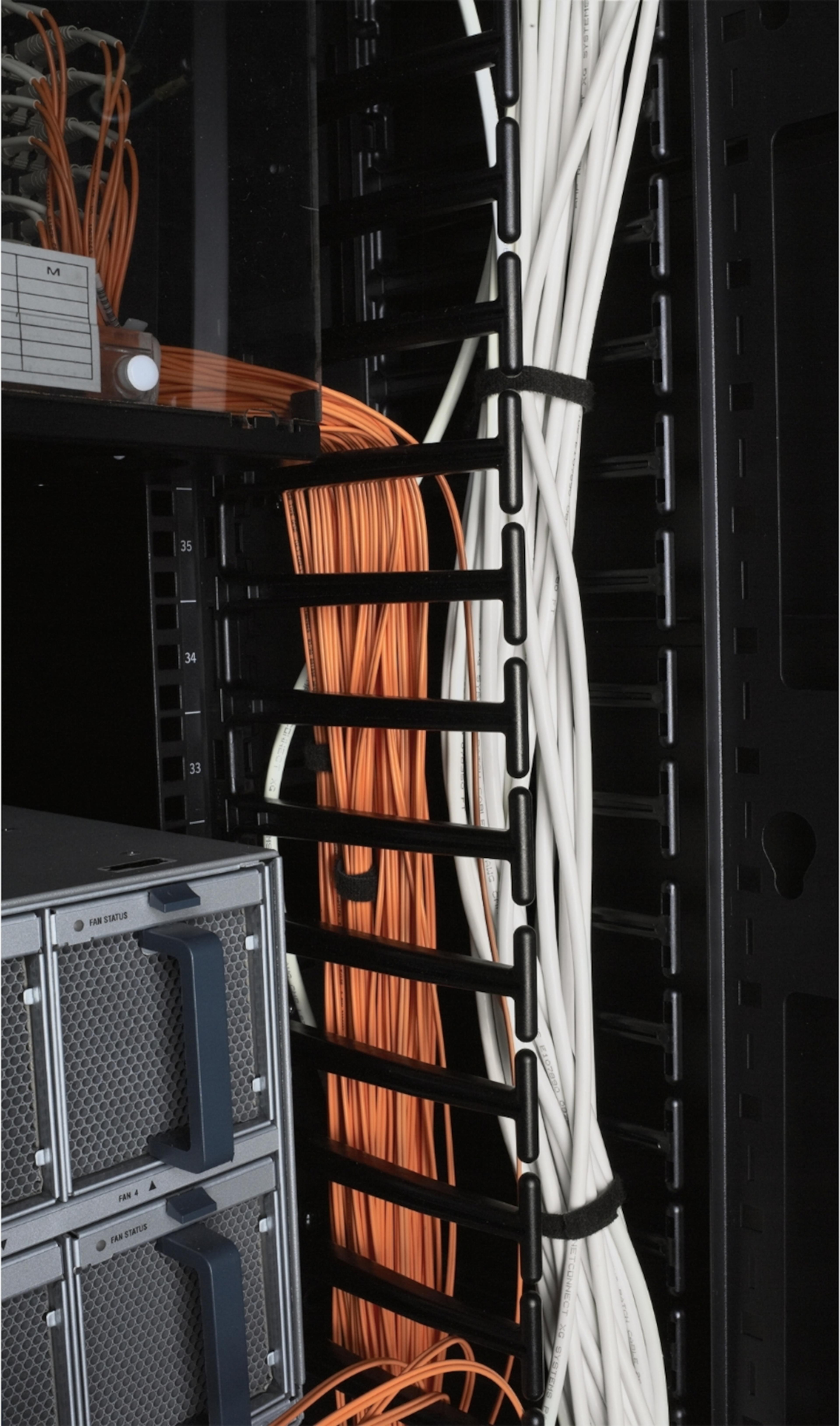 APC Vertical Cable Management 750mm/48U