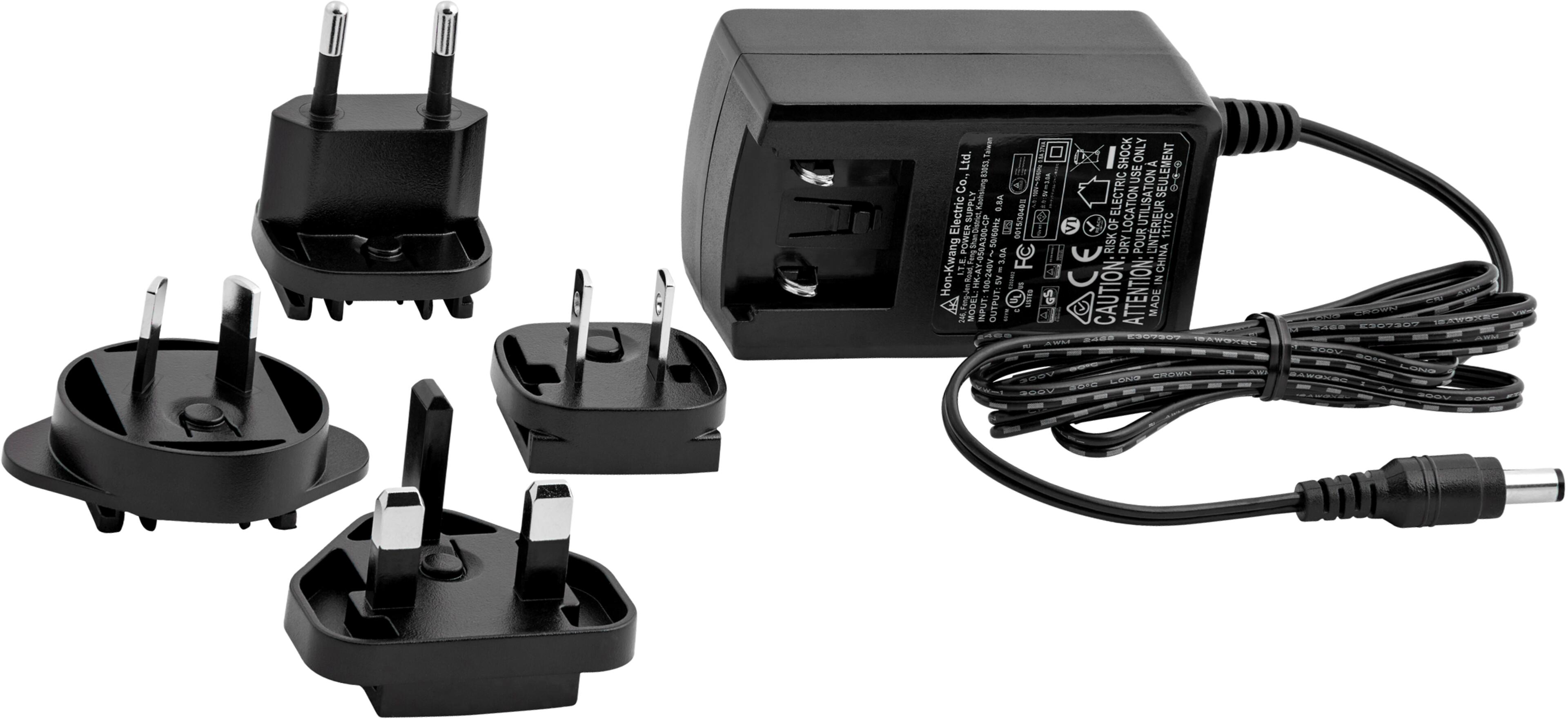 StarTech Universal 5V 3A Charger