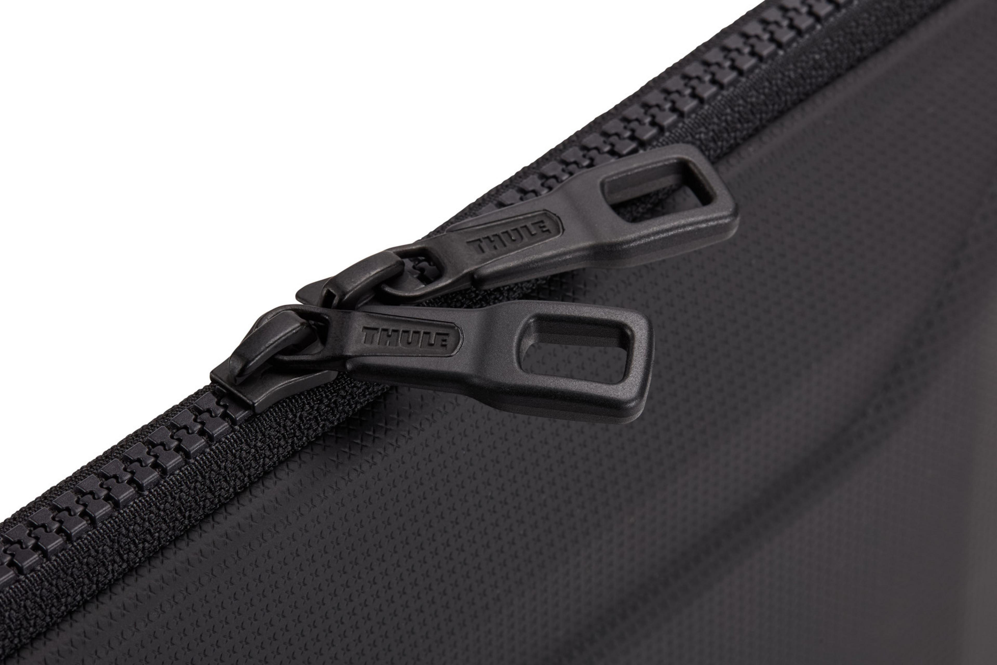 Thule Gauntlet 4 40.6cm (16") Sleeve