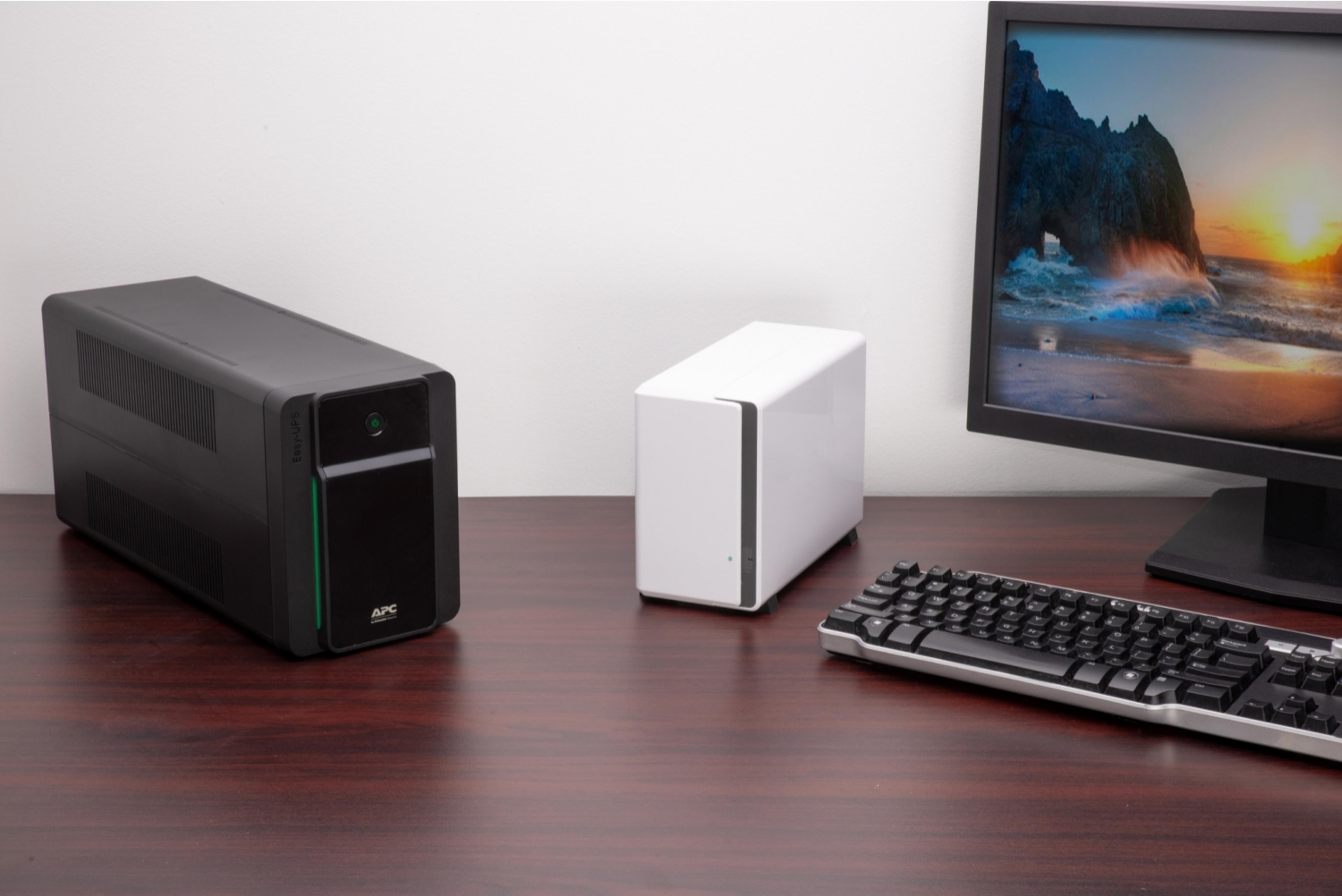 APC Easy UPS BVX 1200VA USV (DIN/Schuko)