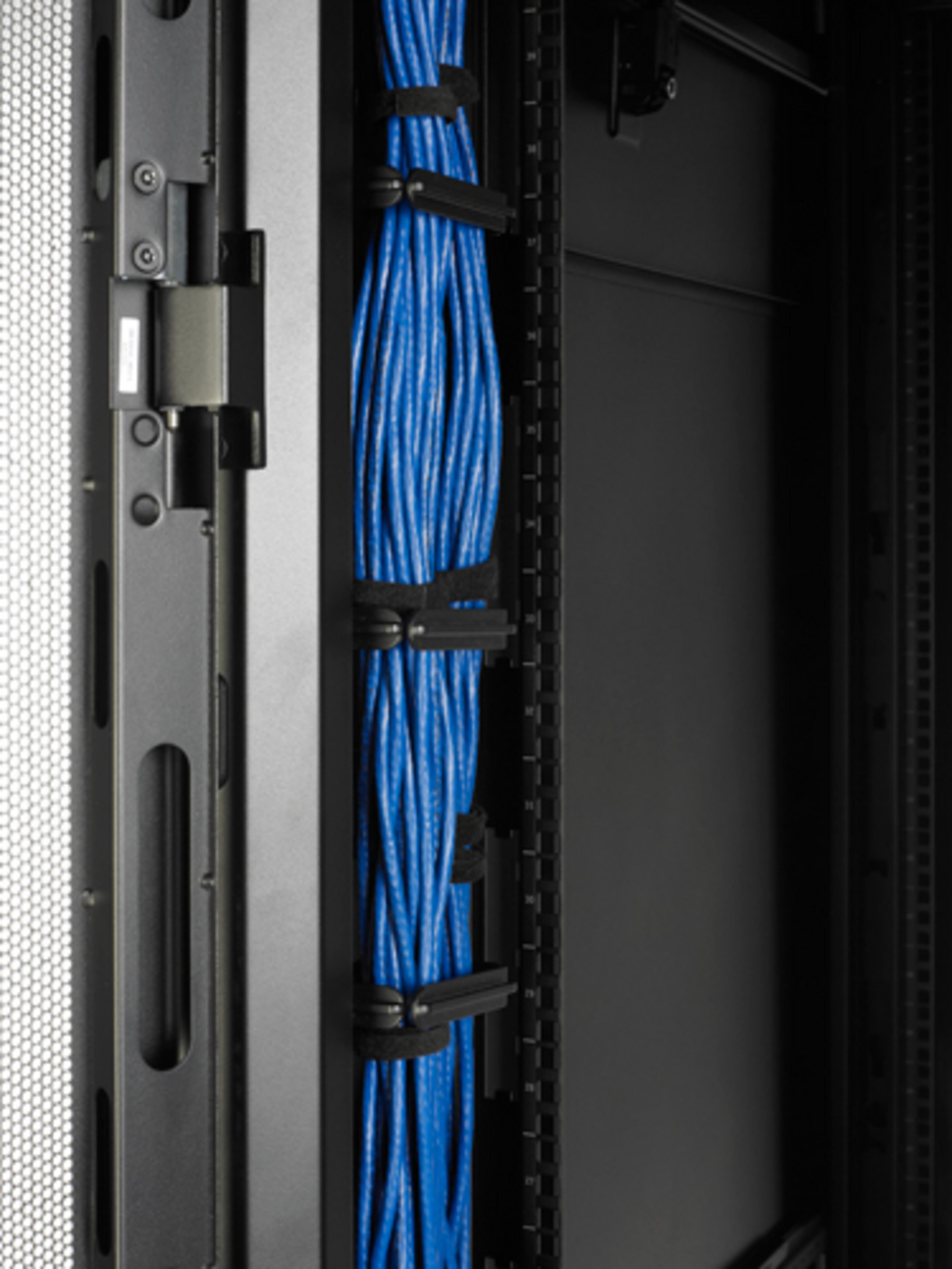 APC Toolless Cable Management Rings