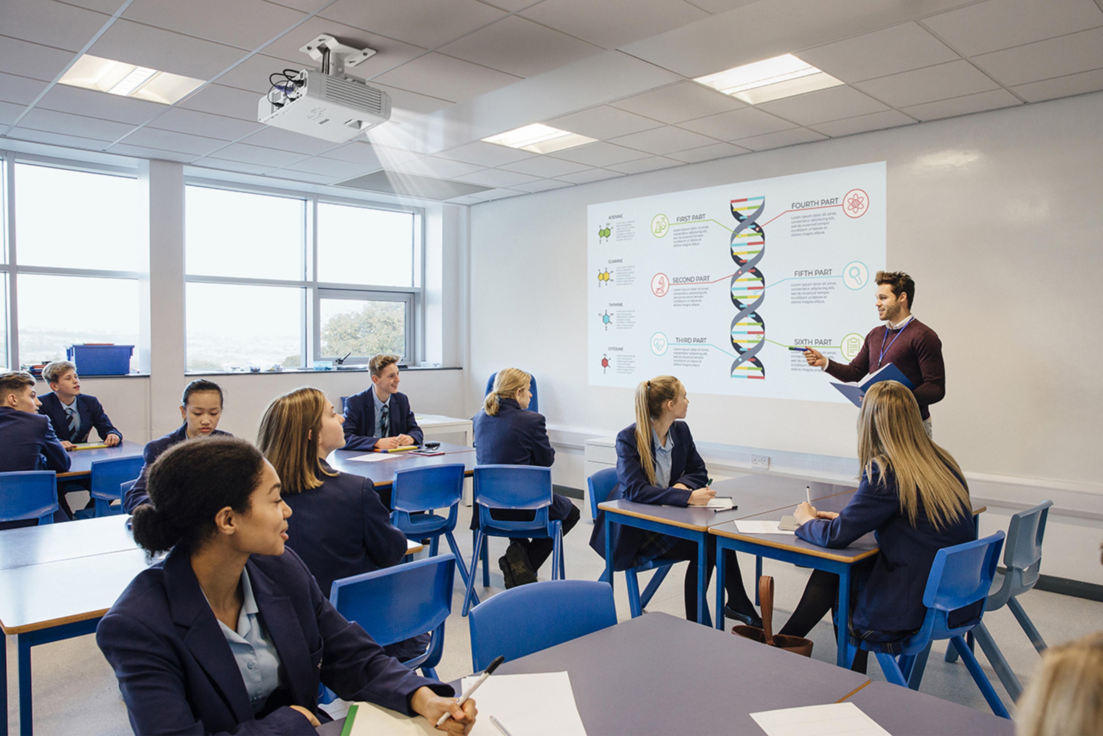 Epson EB-L210W Projector