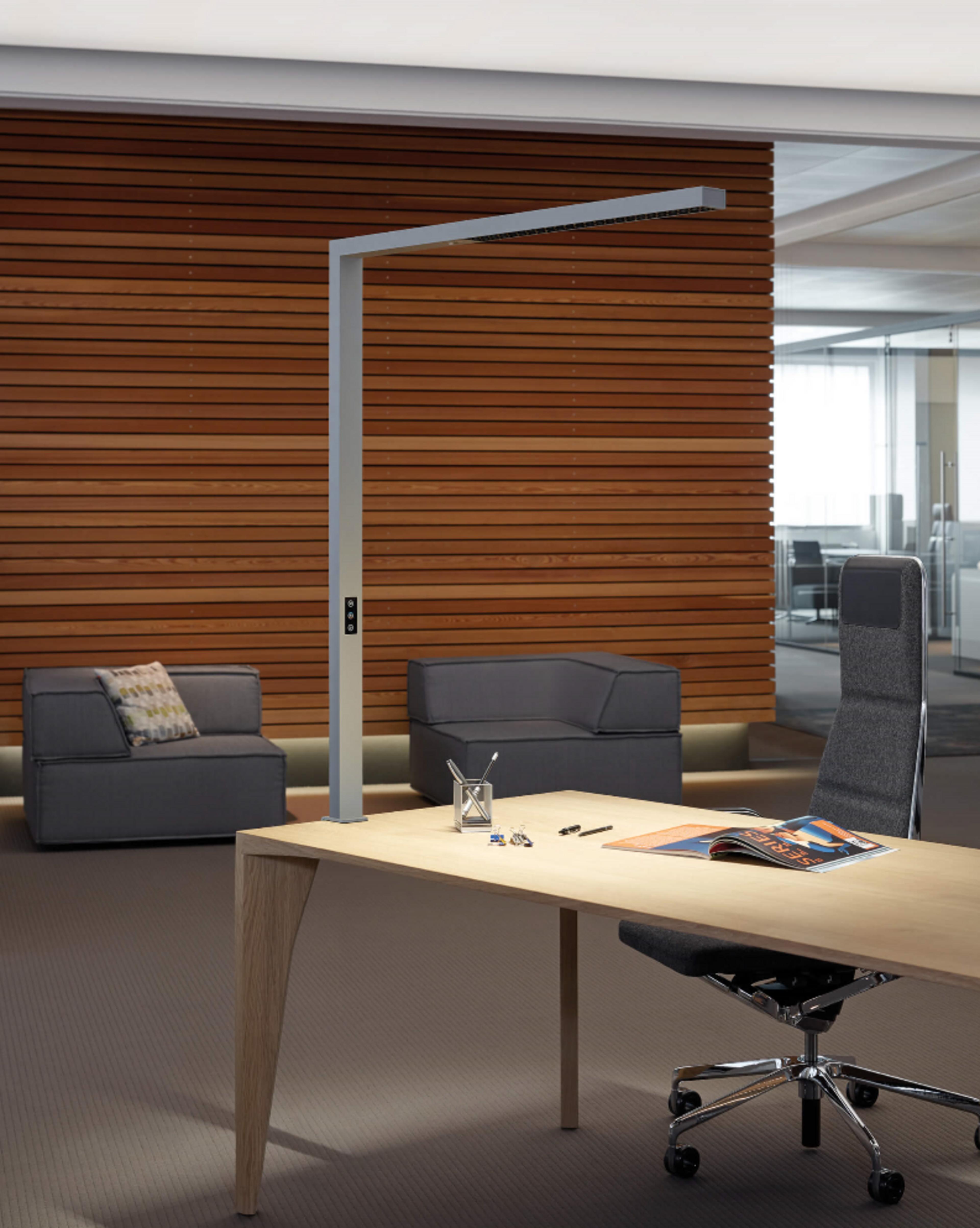 MAULsirius Colour Vario LED Desk Lamp