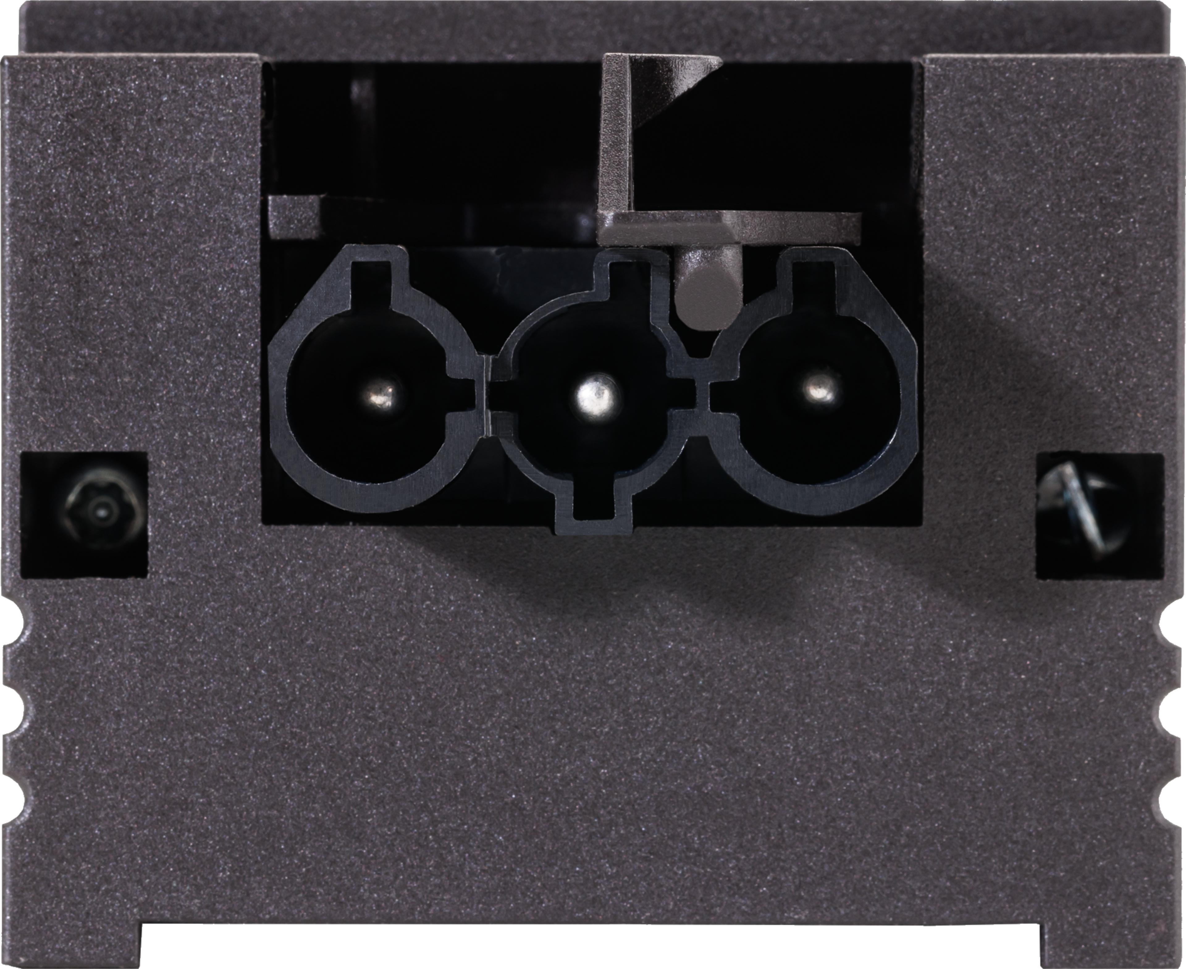 Power Strip STEP BASE 3-way GST18