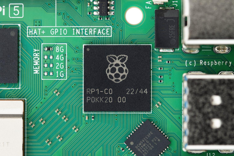 Raspberry Pi 5 8GB egykártyás PC
