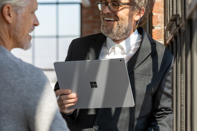 MS Surface Book 3 15 i7 32/512 GB Quadro