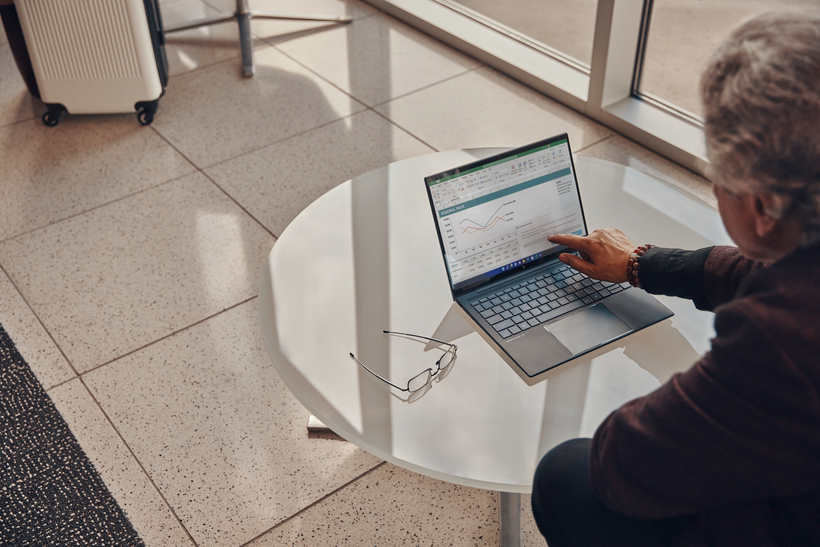 HP Dragonfly G4 i7 32 GB/1 TB 5G SV