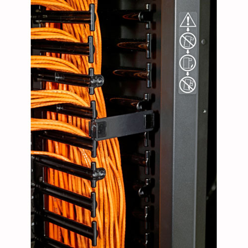 APC Retainer for Vertical Cable Manager